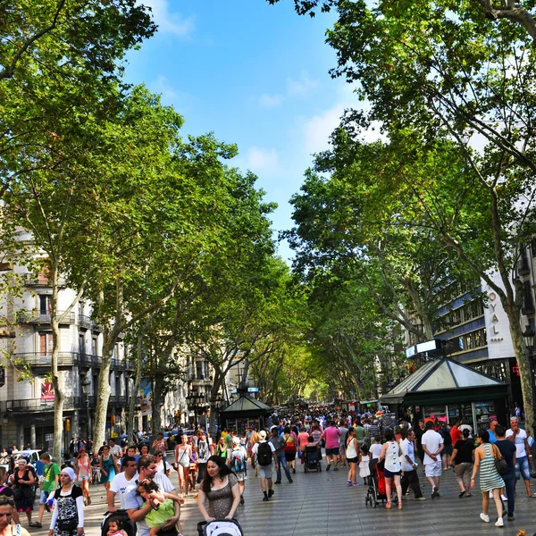 La rambla w barcelona, Hiszpania — Zdjęcie stockowe