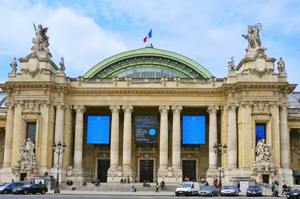 Grand palais w Paryżu, Francja — Zdjęcie stockowe