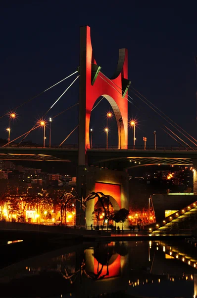 Principes de Espana Bridge in the evening, in Bilbao, Spain — Stock Photo, Image