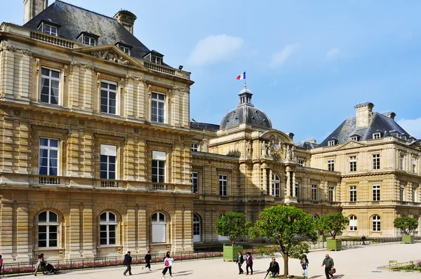 Pałac luksemburski w Paryż, Francja — Zdjęcie stockowe