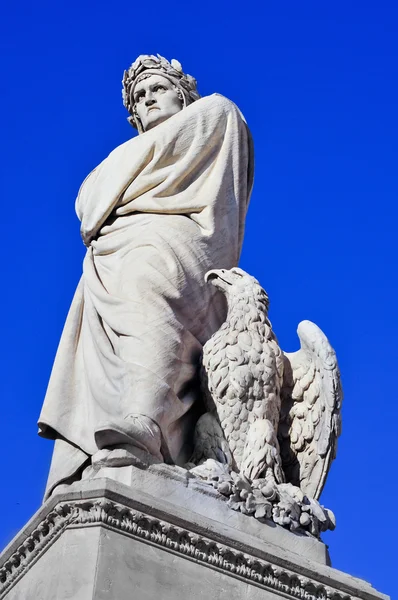 Artonhundratalet skulptur av dante alighieri i Florens, ita — Stockfoto