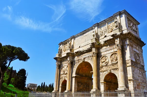 イタリア、ローマのコンスタンティンのアーチ — ストック写真