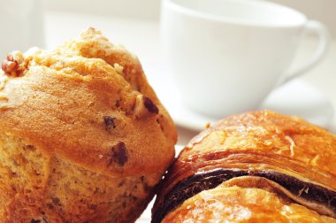 Kahve ve hamur işleri.