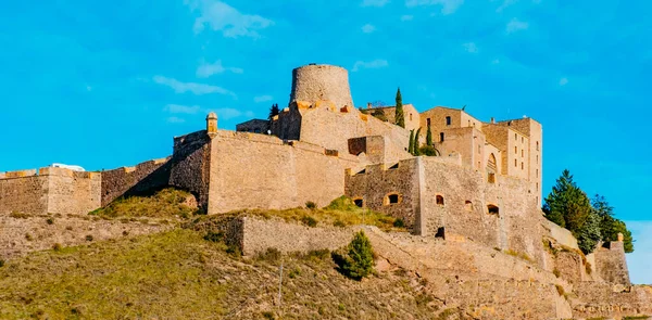 Uma Vista Castelo Medieval Cardona Cardona Catalunha Espanha Topo Uma — Fotografia de Stock