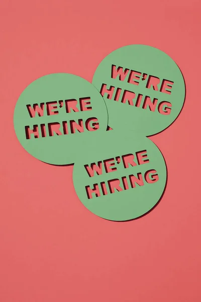 Some Green Paper Discs Text Hiring Cut Out Them Reddish — Foto Stock