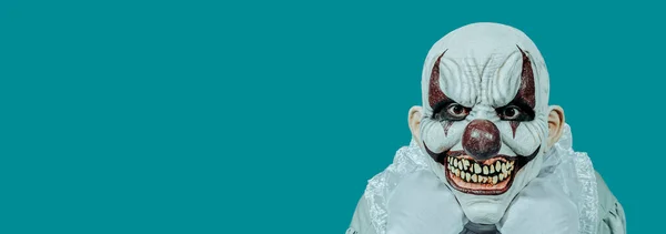 Kwaadaardige Clown Met Handschoenen Een Kostuum Met Een Witte Ruff — Stockfoto
