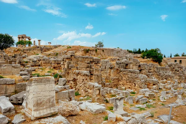 Una Vista Del Sitio Arqueológico Corinto Antiguo Grecia Día Verano — Foto de Stock