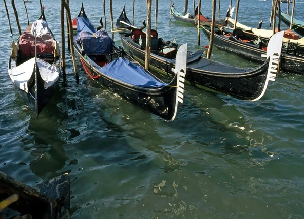 Gondolas, Venecia, Italia — Foto de Stock