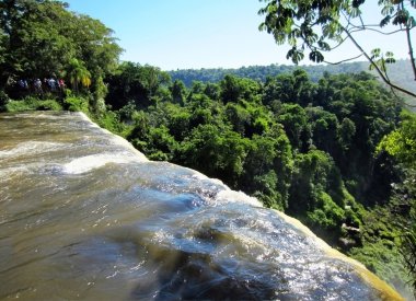 Iguazu Şelaleleri