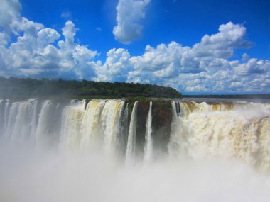 Iguazu Şelaleleri 