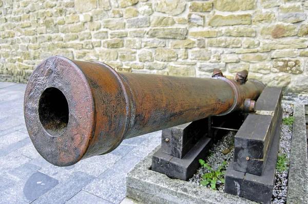 Stadtmauer Mit Kanone — Stockfoto