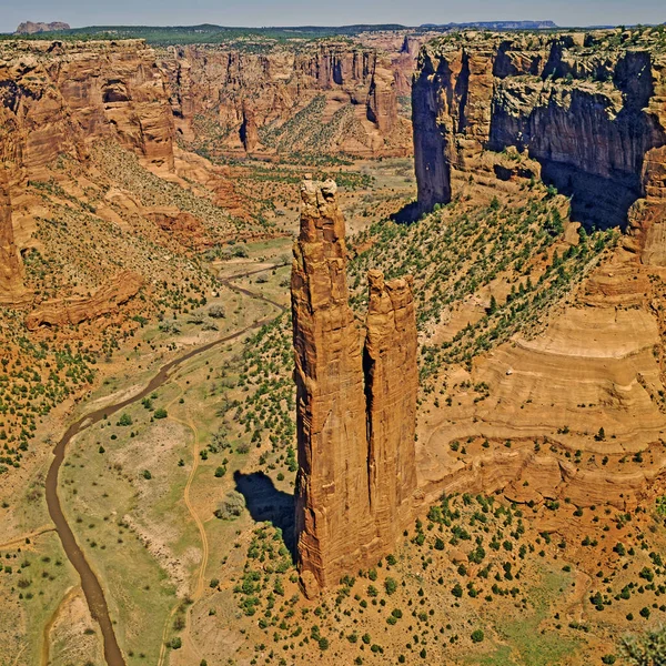 Pavouk Rock Canyon Chelly Arizona — Stock fotografie