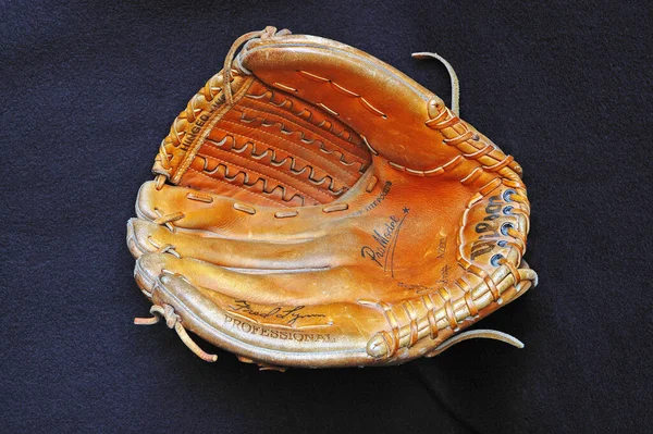 野球手袋の閉まり — ストック写真