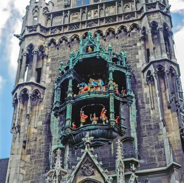 Figuras Mecánicas Rodean Torre Del Reloj Ayuntamiento Múnich —  Fotos de Stock