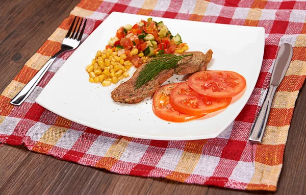 Fleisch und Gemüse — Stockfoto