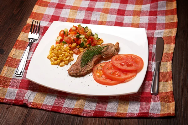 Fleisch und Gemüse — Stockfoto