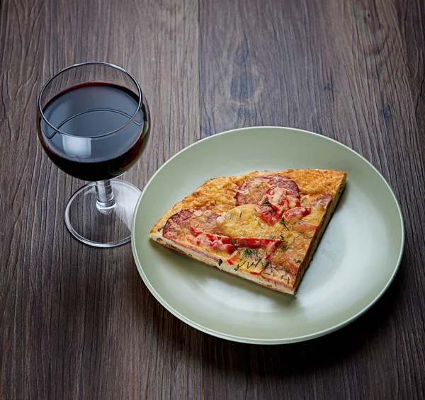 Pizza et vin — Photo