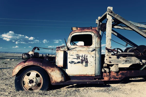 Oude vrachtwagen — Stockfoto