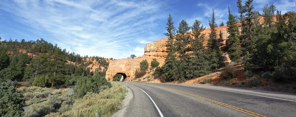 Vägen till bryce canyon, panoramautsikt — Stockfoto