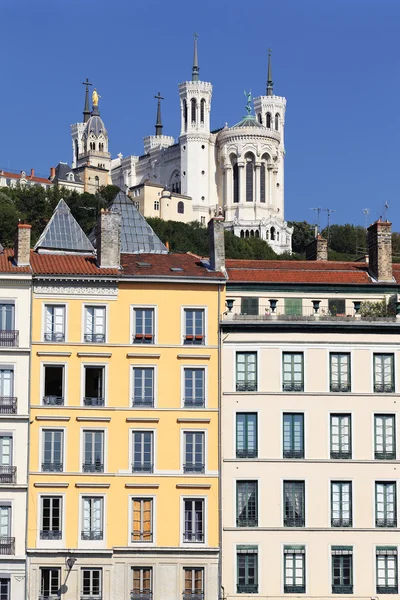 Ünlü fourviere Bazilikası ve yapı — Stok fotoğraf