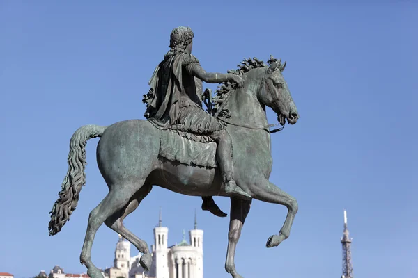 Standbeeld van louis xiv, lyon — Stockfoto