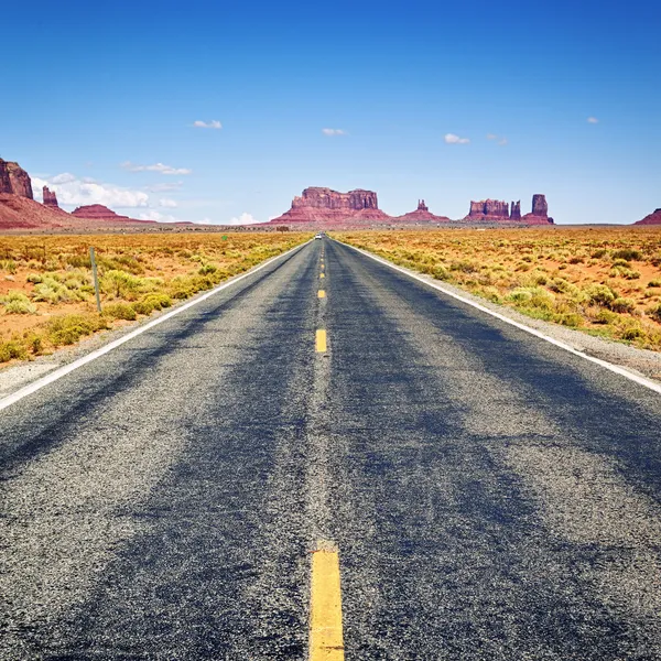 Long road — Stock Photo, Image