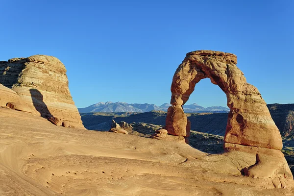 Vista horizontal del atardecer en Delicate Arch —  Fotos de Stock