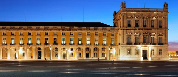 Famosa piazza del commercio a Lisbona di notte — Foto Stock