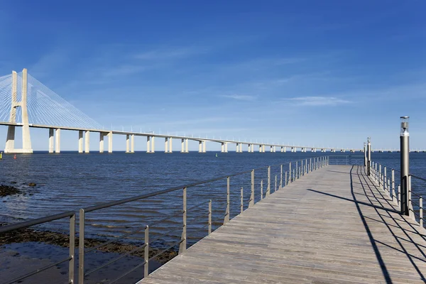 Vista da grande ponte Vasco da Gama — Fotografia de Stock