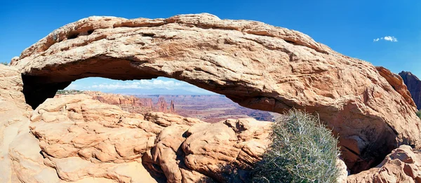 Panoramatický pohled na slavné mesa arch — Stock fotografie