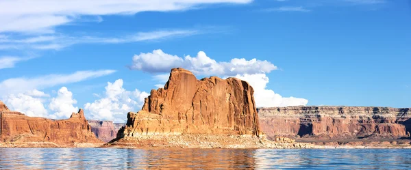 Panoramautsikt över lake powell — Stockfoto