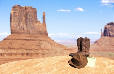 monument Valley şapka ve bot