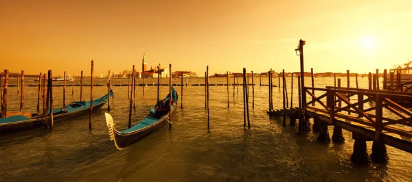 San Giorgio Maggiore île au coucher du soleil — Photo