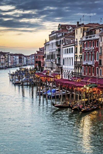 Vue du célèbre Grand Canal au coucher du soleil — Photo