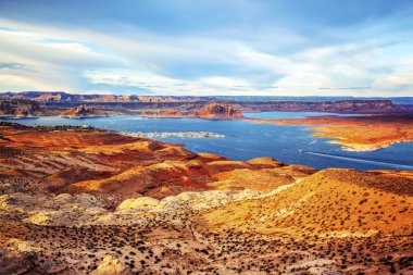 bağlantı noktasında lake powell