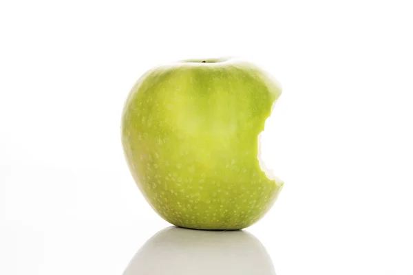 Gebeten groene appel — Stockfoto