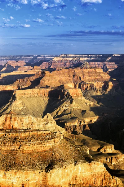 Vista vertical do famoso Grand Canyon — Fotografia de Stock