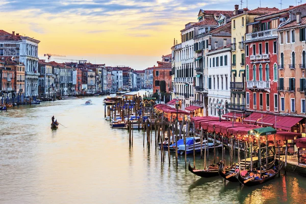 Vista del famoso Gran Canal al atardecer — Foto de Stock