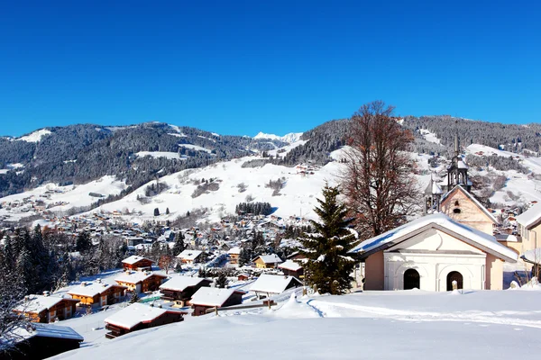 Pueblo de montaña de Megeve — Foto de Stock