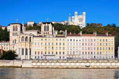 Lyon ünlü görünümü