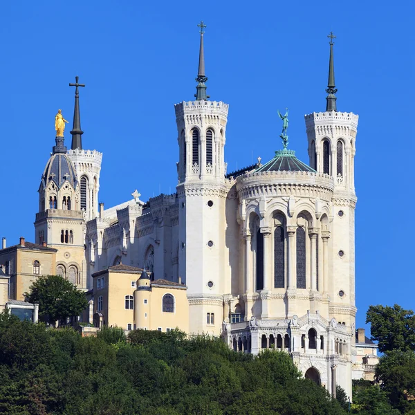 Veduta della Basilica di Notre Dame de Fourviere — Foto Stock