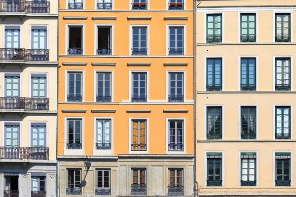 Berühmte fassaden in lyon city — Stockfoto