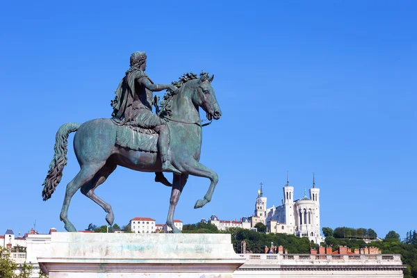 Estatua de Luis XIV en Lyon Imágenes de stock libres de derechos