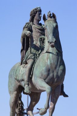louis XIV Lyon ünlü heykeli
