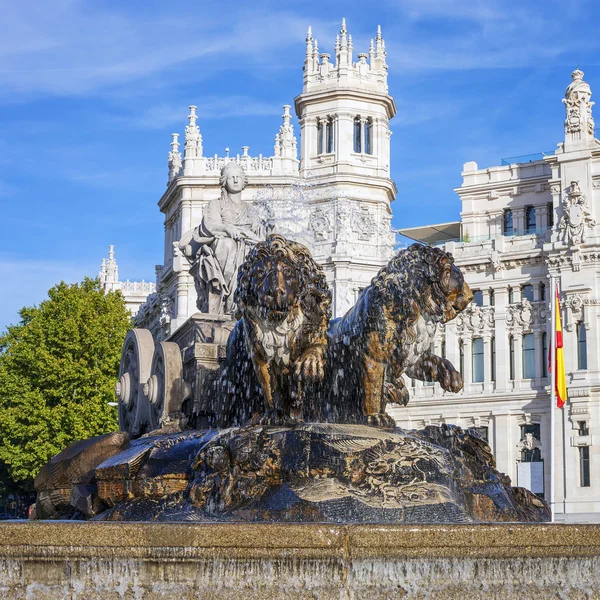 Famoso Palácio Cibeles e fonte — Fotografia de Stock