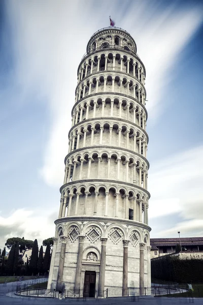 Lutande tornet i Pisa i Toscana — Stockfoto