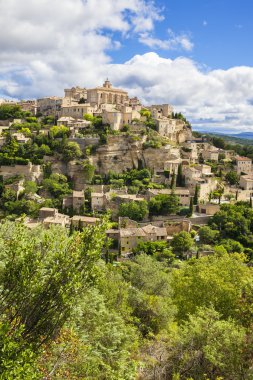 Gordes, Güney Fransa'da ortaçağ köyü