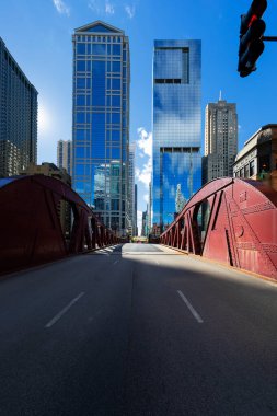 Chicago şehir merkezi köprüsü ve binası, ABD