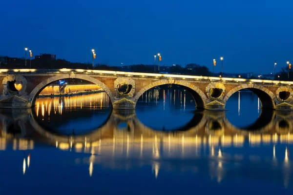 Νυχτερινή Άποψη Του Pont Neuf Τουλούζη Γαλλία — Φωτογραφία Αρχείου