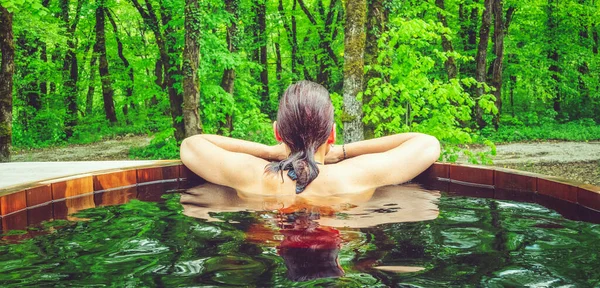 Beautiful Woman Nordic Bath Front Forest — Stock Photo, Image